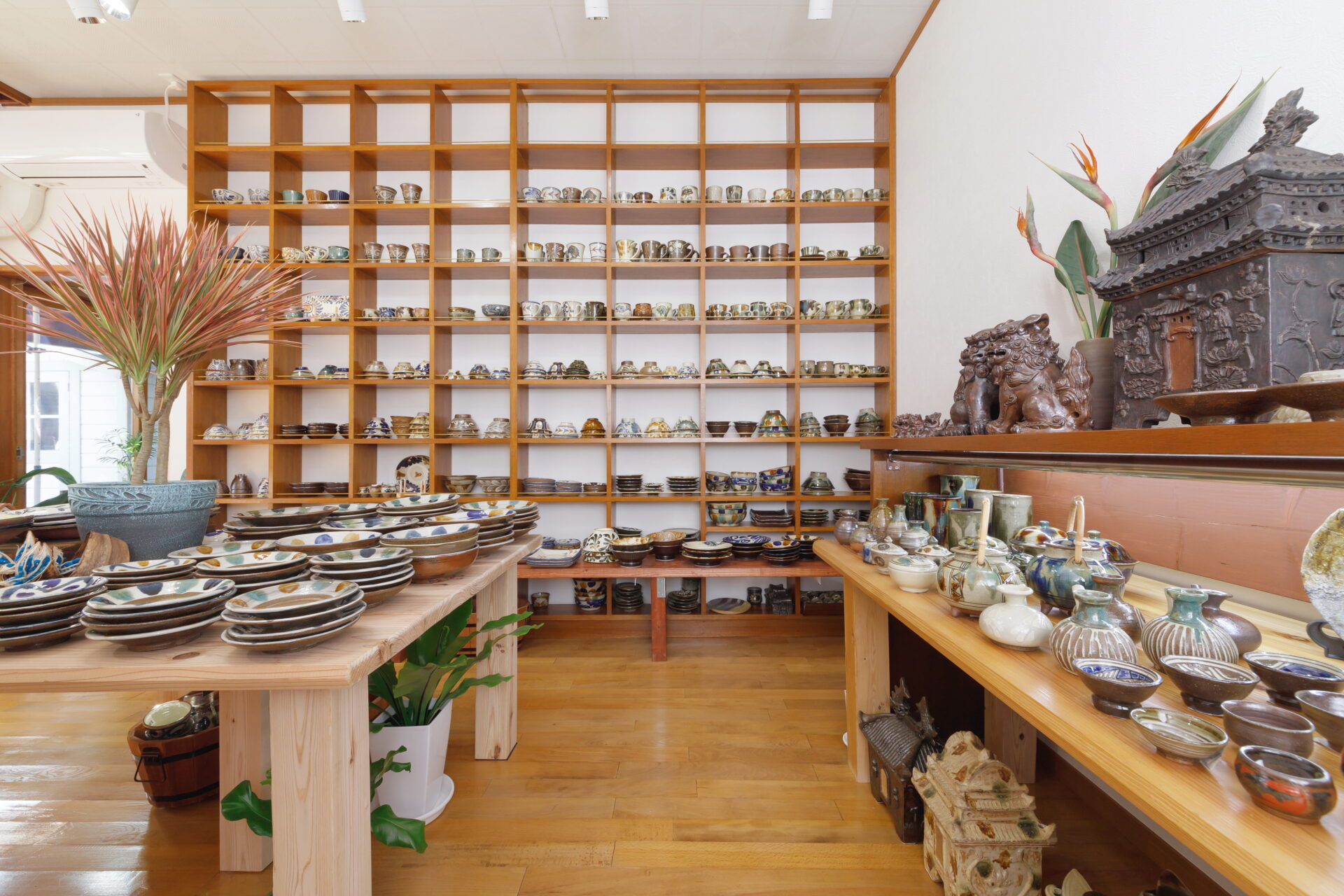 うつわ屋よんなーよんなー